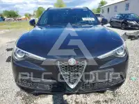 2022 Alfa Romeo Stelvio фото