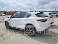 2022 Alfa Romeo Stelvio фото