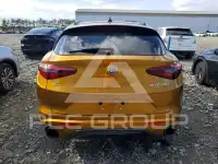 2022 Alfa Romeo Stelvio фото