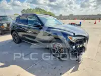 2022 Alfa Romeo Stelvio фото