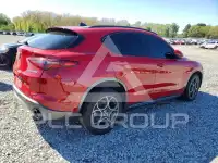 2022 Alfa Romeo Stelvio фото