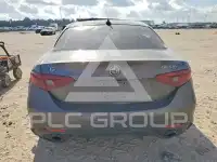 2022 Alfa Romeo Giulia фото