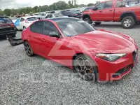 2022 Alfa Romeo Giulia фото
