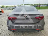 2022 Alfa Romeo Giulia фото