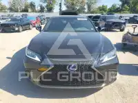 2022 Lexus ES photo