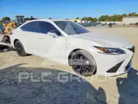 2022 Lexus ES300 фото