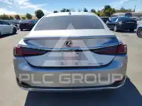 2022 Lexus ES300 фото