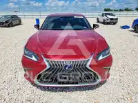 2022 Lexus ES300 фото