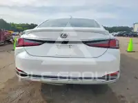 2022 Lexus ES300 photo