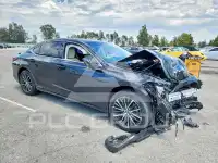 2022 Lexus ES300 photo