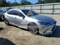 2022 Lexus ES350 photo