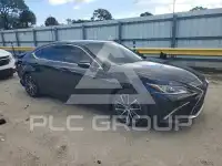 2022 Lexus ES350 photo