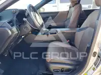 2022 Lexus ES350 photo