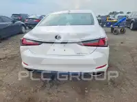 2022 Lexus ES350 photo