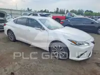 2022 Lexus ES350 photo