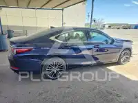 2022 Lexus ES350 photo
