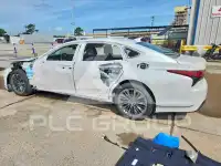 2022 Lexus LS500 фото