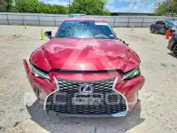 2022 Lexus IS фото