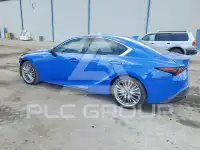 2022 Lexus IS photo