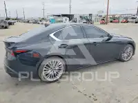 2022 Lexus IS photo