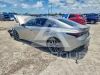 2022 Lexus IS фото