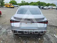 2022 Lexus IS photo
