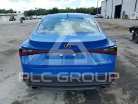 2022 Lexus IS photo