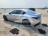2022 Lexus IS фото