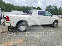 2022 RAM 3500 photo