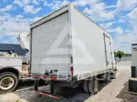2022 Isuzu NPR фото