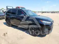 2022 Toyota RAV4 фото