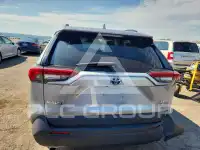 2022 Toyota RAV4 фото