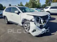 2022 Toyota RAV4 фото