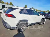 2022 Toyota RAV4 фото