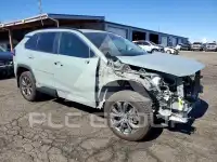 2022 Toyota RAV4 фото