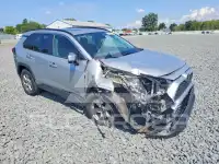 2022 Toyota RAV4 фото
