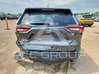 2022 Toyota RAV4 фото