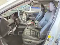 2022 Toyota RAV4 фото