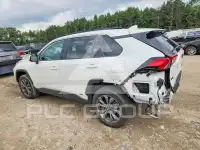 2022 Toyota RAV4 фото