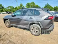 2022 Toyota RAV4 фото