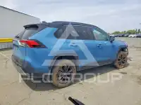 2022 Toyota RAV4 фото