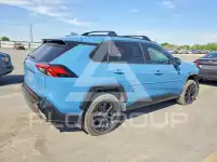 2022 Toyota RAV4 фото