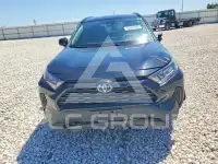 2022 Toyota RAV4 фото
