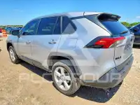 2022 Toyota RAV4 фото