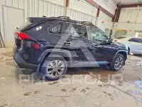 2022 Toyota RAV4 фото