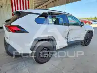 2022 Toyota RAV4 фото