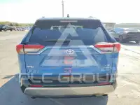 2022 Toyota RAV4 фото