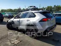 2022 Toyota RAV4 фото