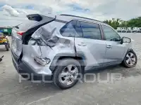 2022 Toyota RAV4 фото