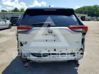 2022 Toyota RAV4 фото